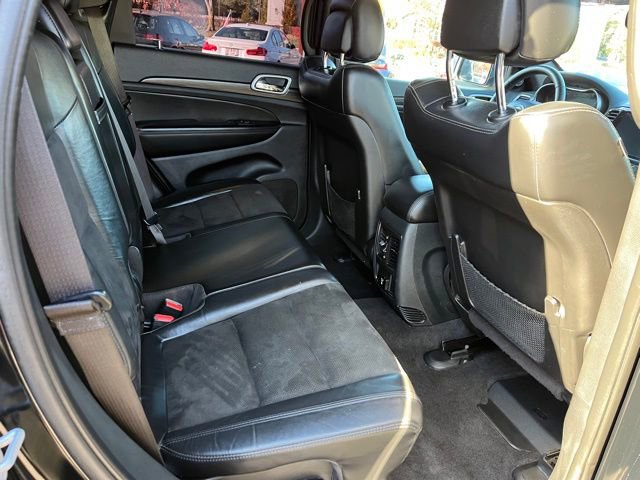 Used 2022 Jeep Grand Cherokee Laredo X image 23