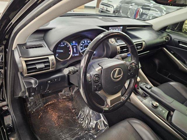 Used 2016 Lexus IS 300 AWD w/ Navigation System Package image 7