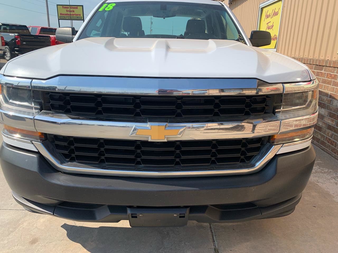 Used 2018 Chevrolet Silverado 1500 W/T w/ Trailering Package RWD image 7