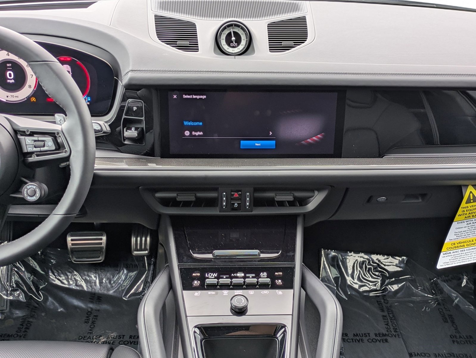 New 2025 Porsche Cayenne GTS image 20