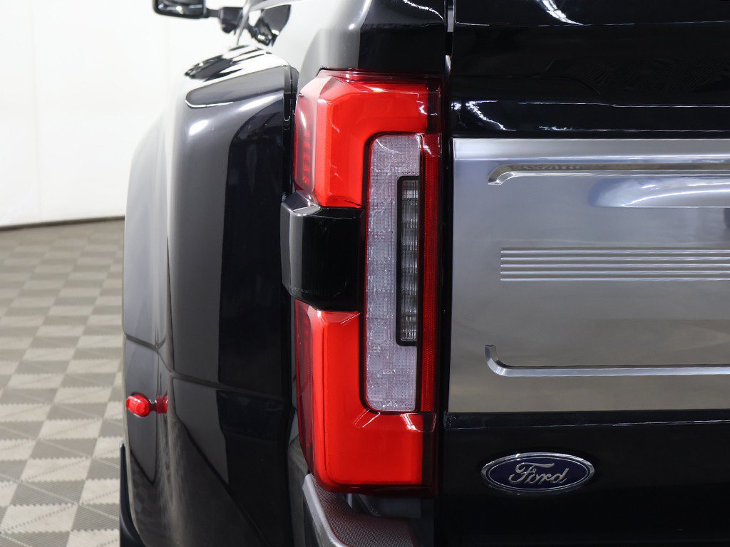 Used 2024 Ford F450 Limited w/ FX4 Off-Road Package AWD/4WD image 21