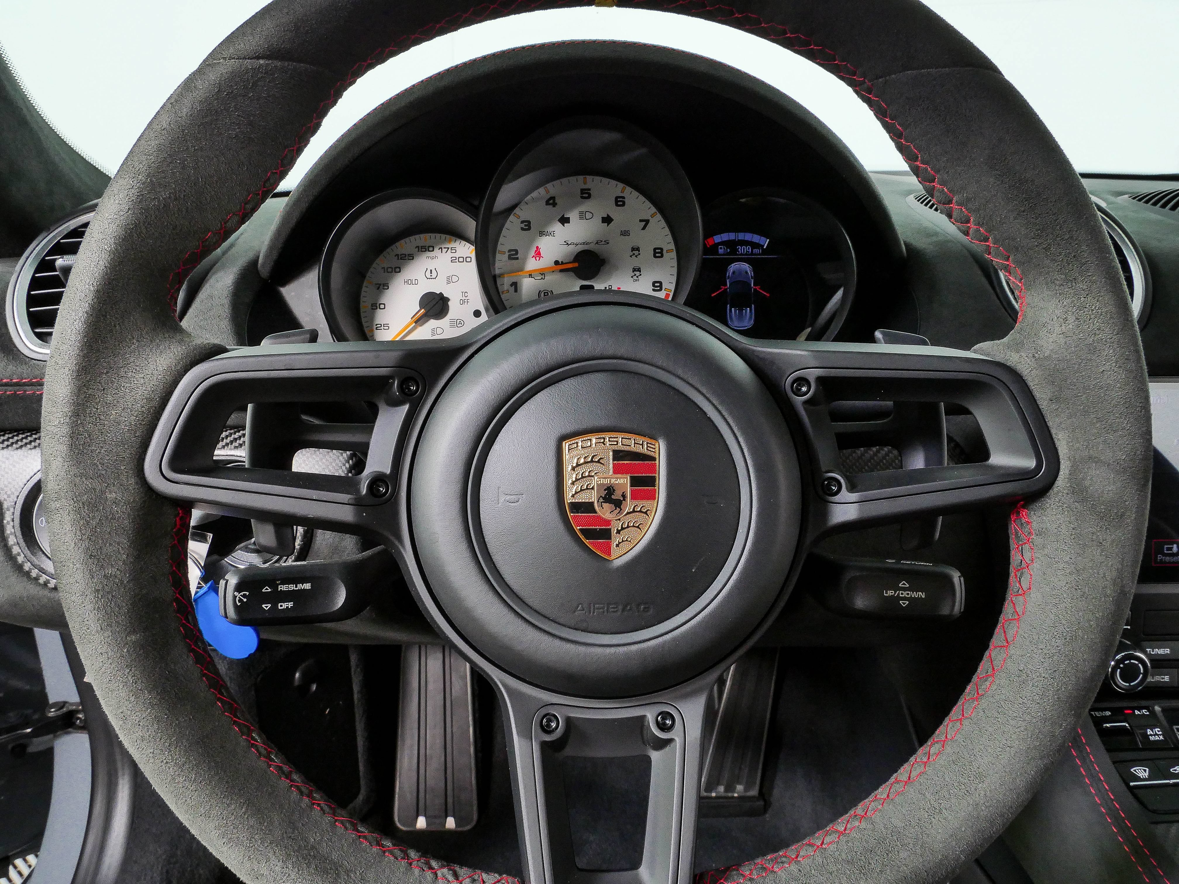Certified 2024 Porsche 718 Boxster Spyder RS w/ Weissach Package RWD image 9