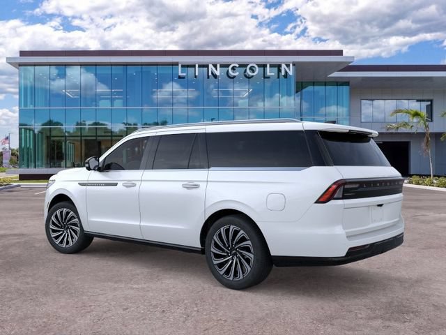 New 2025 Lincoln Navigator L Black Label AWD/4WD image 4