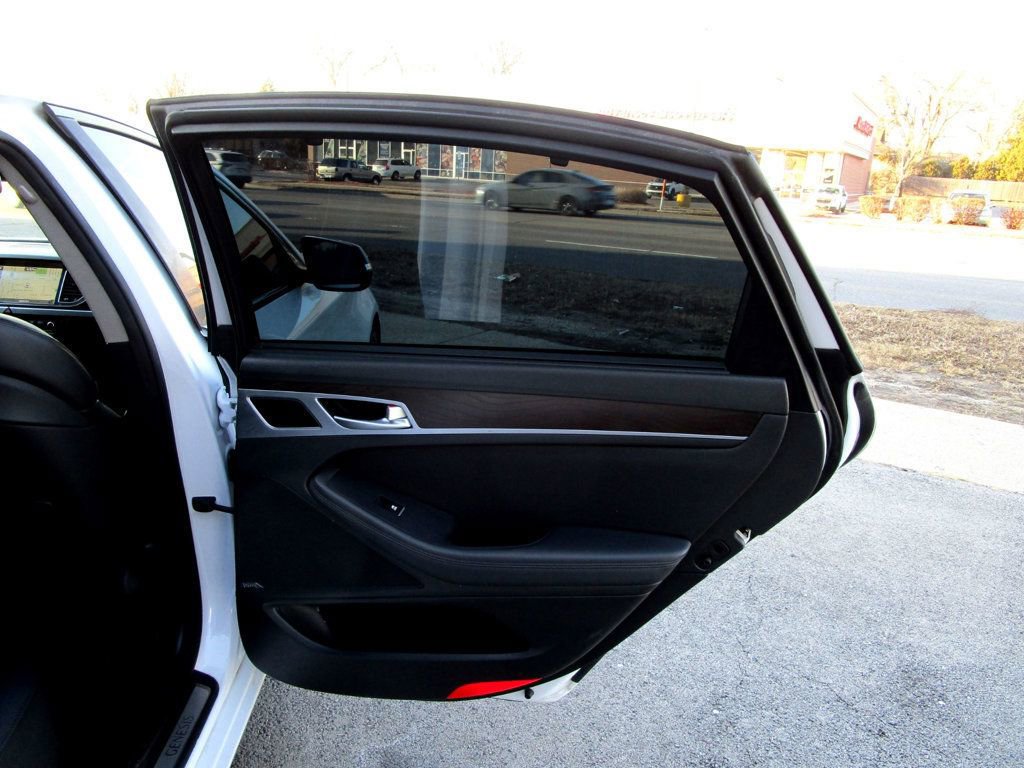 Used 2016 Hyundai Genesis 3.8 w/ Option Group 04 image 34