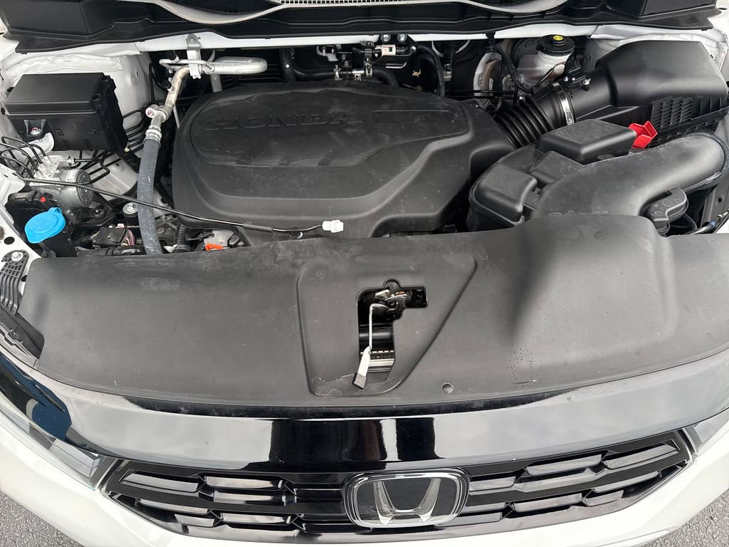 Used 2025 Honda Odyssey Elite image 26