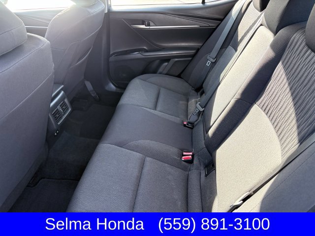 Used 2025 Toyota Camry LE FWD image 7