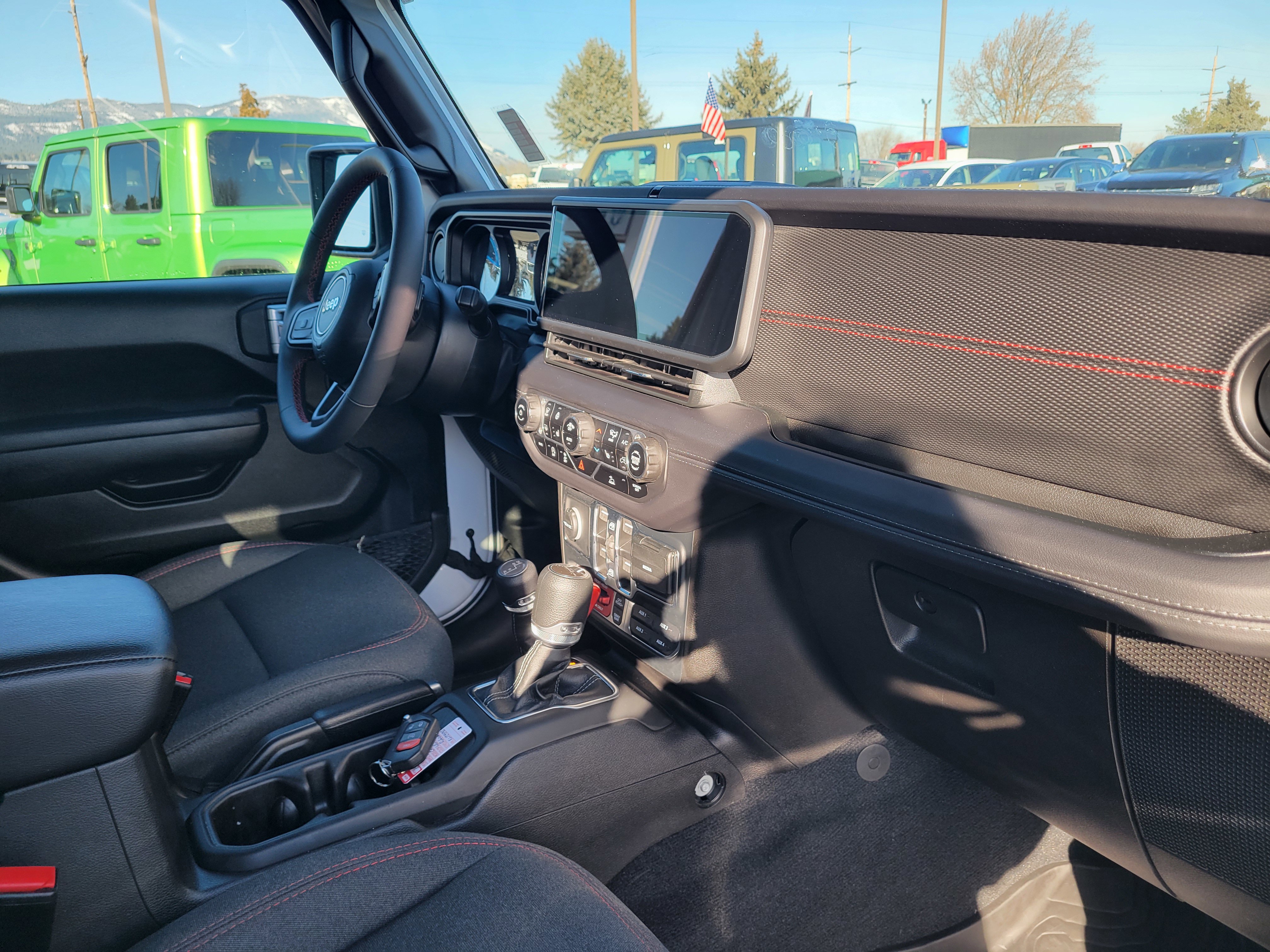 Used 2024 Jeep Gladiator Rubicon w/ Convenience Group image 20