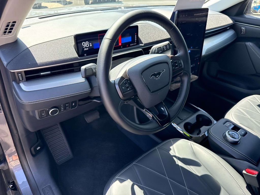Certified 2023 Ford Mustang Mach-E Select w/ Comfort Package Lite image 28