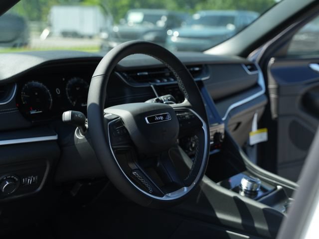 New 2026 Jeep Grand Cherokee L 4WD image 29