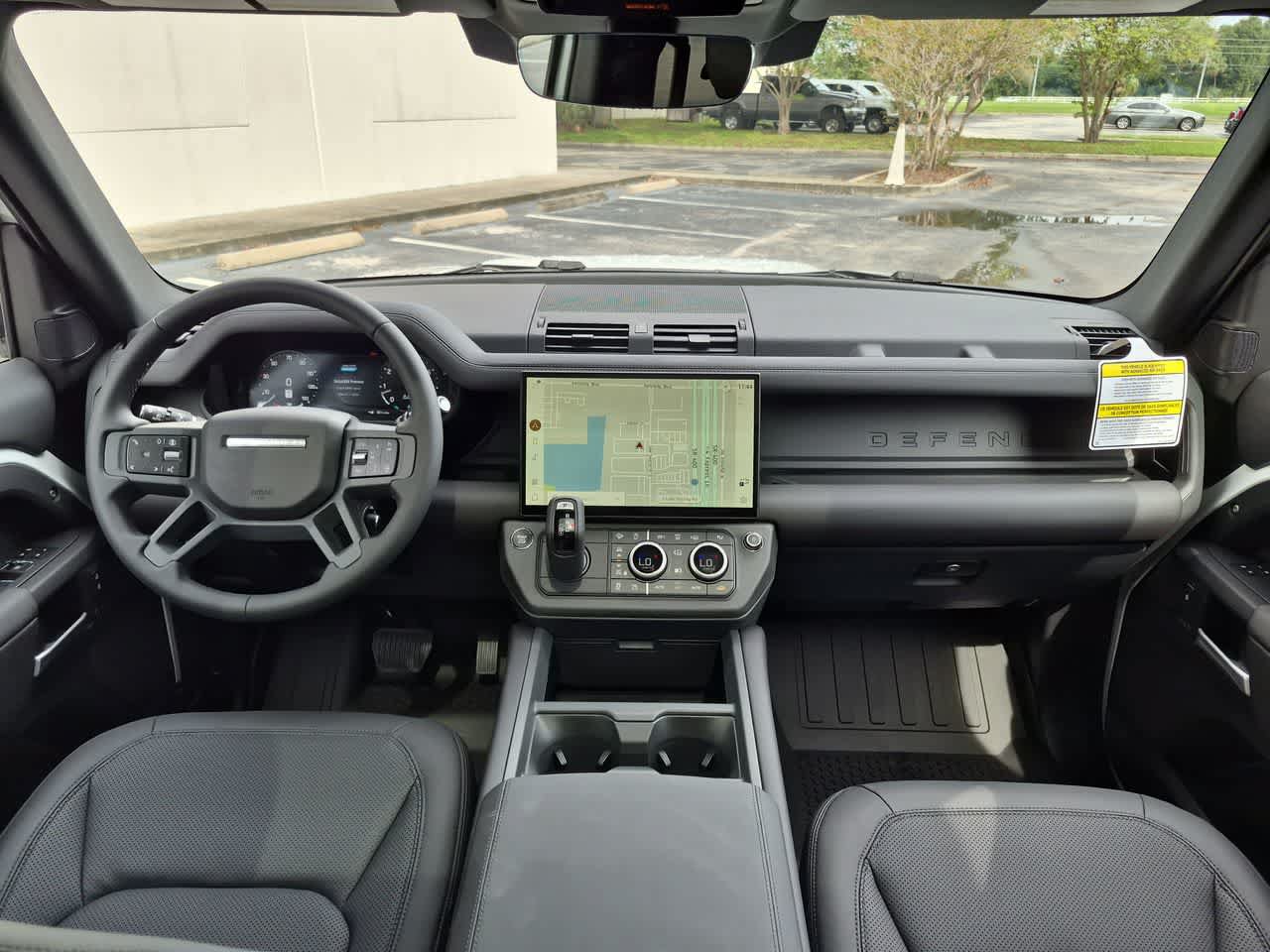 New 2026 Land Rover Defender 110 X-Dynamic SE AWD/4WD image 16