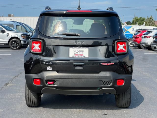Used 2022 Jeep Renegade Trailhawk AWD/4WD image 43