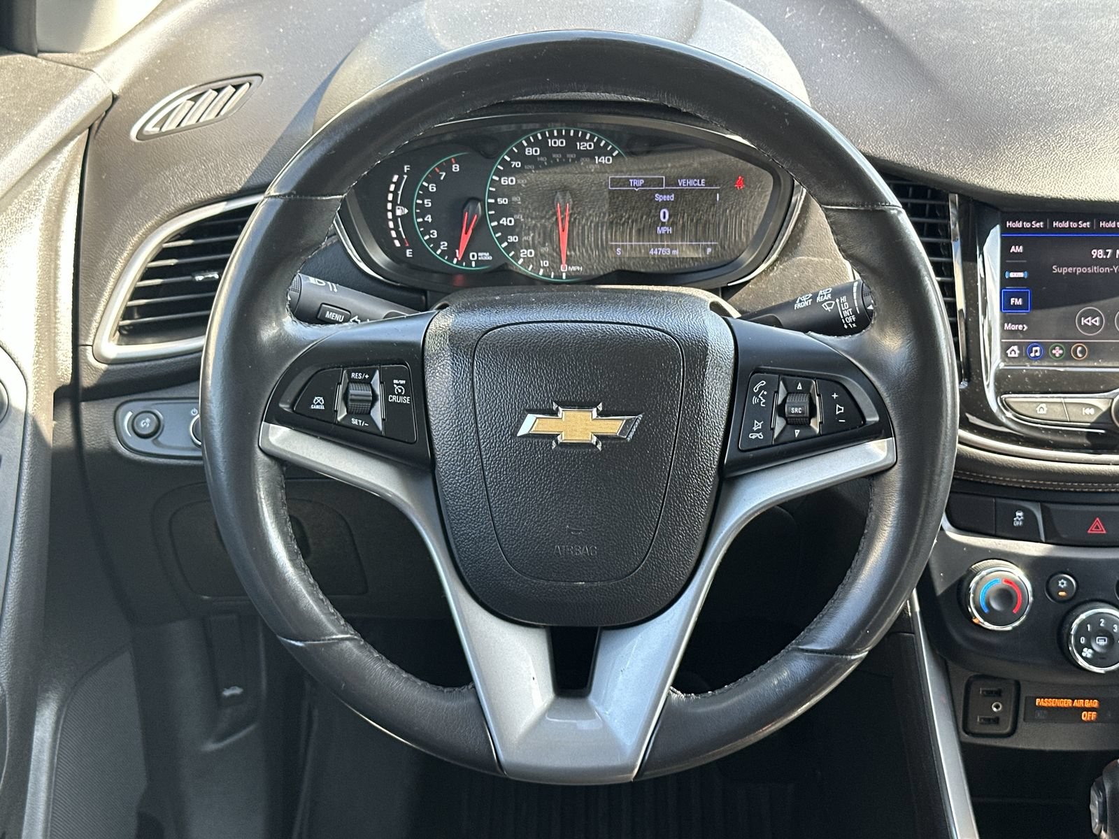 Used 2020 Chevrolet Trax LT w/ Driver Confidence Package FWD image 19