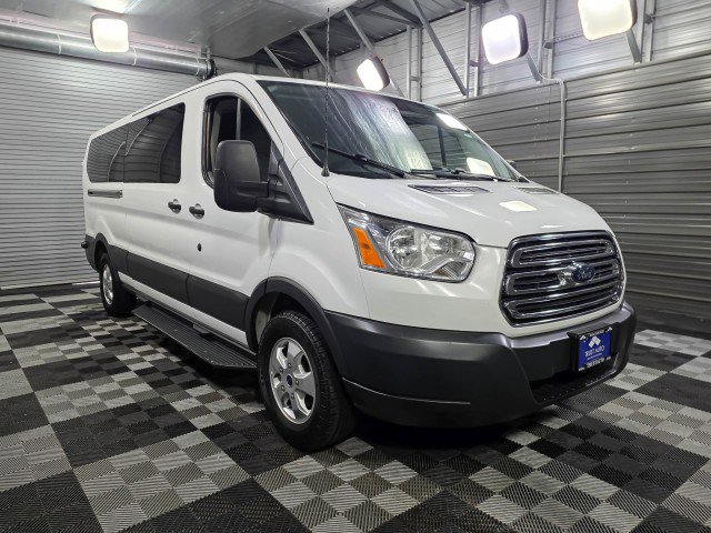 Used 2018 Ford Transit 350 XLT image 4