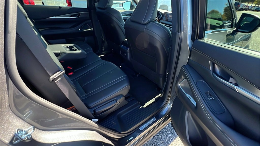Used 2024 INFINITI QX60 Luxe w/ Performance Audio Package image 19