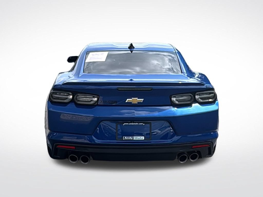Used 2022 Chevrolet Camaro LT w/ Technology Package RWD image 6