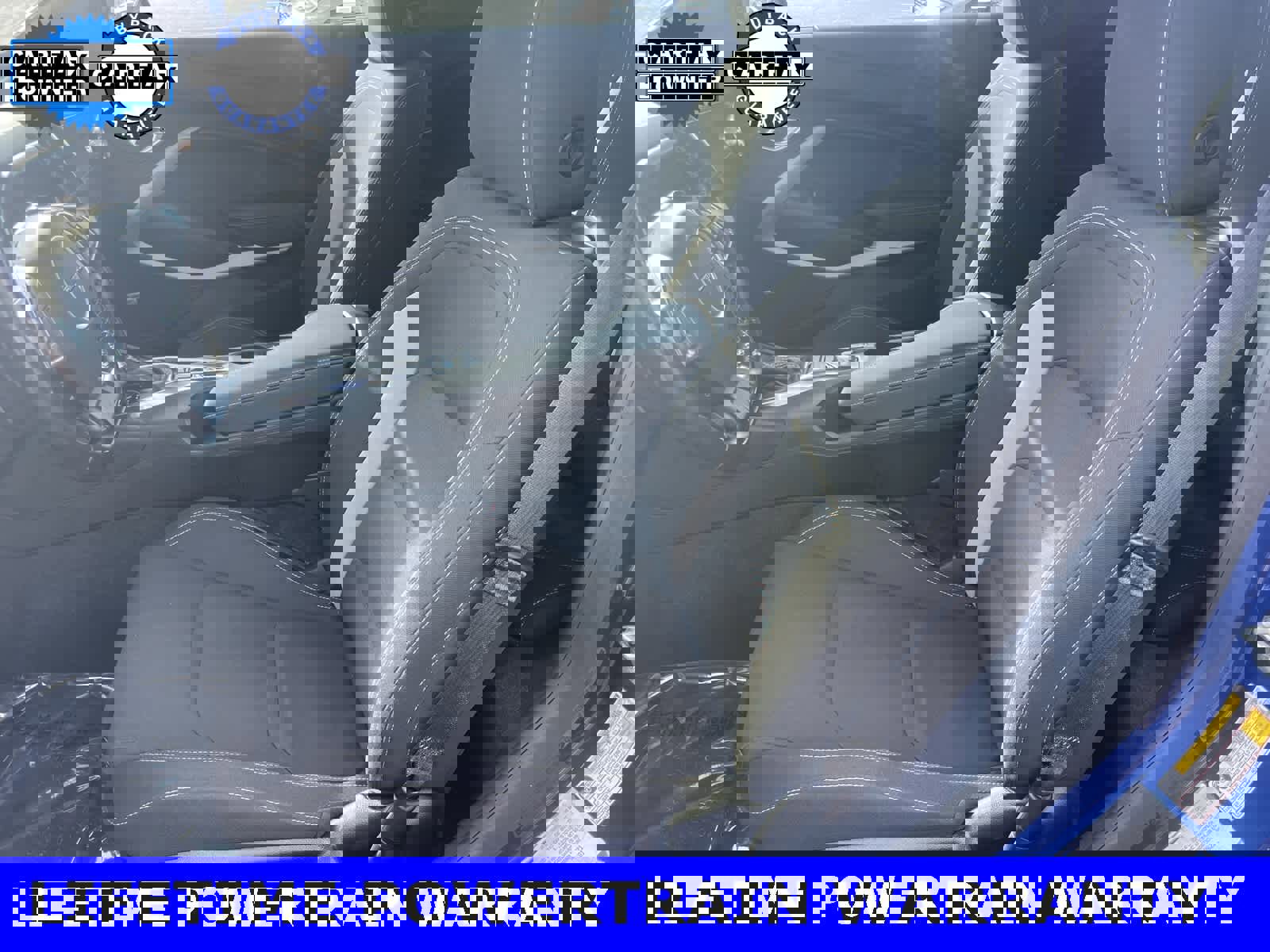 Used 2021 Chevrolet Camaro LT w/ Technology Package image 10