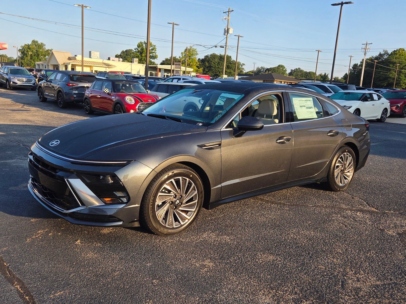 New 2026 Hyundai Sonata SEL FWD image 3