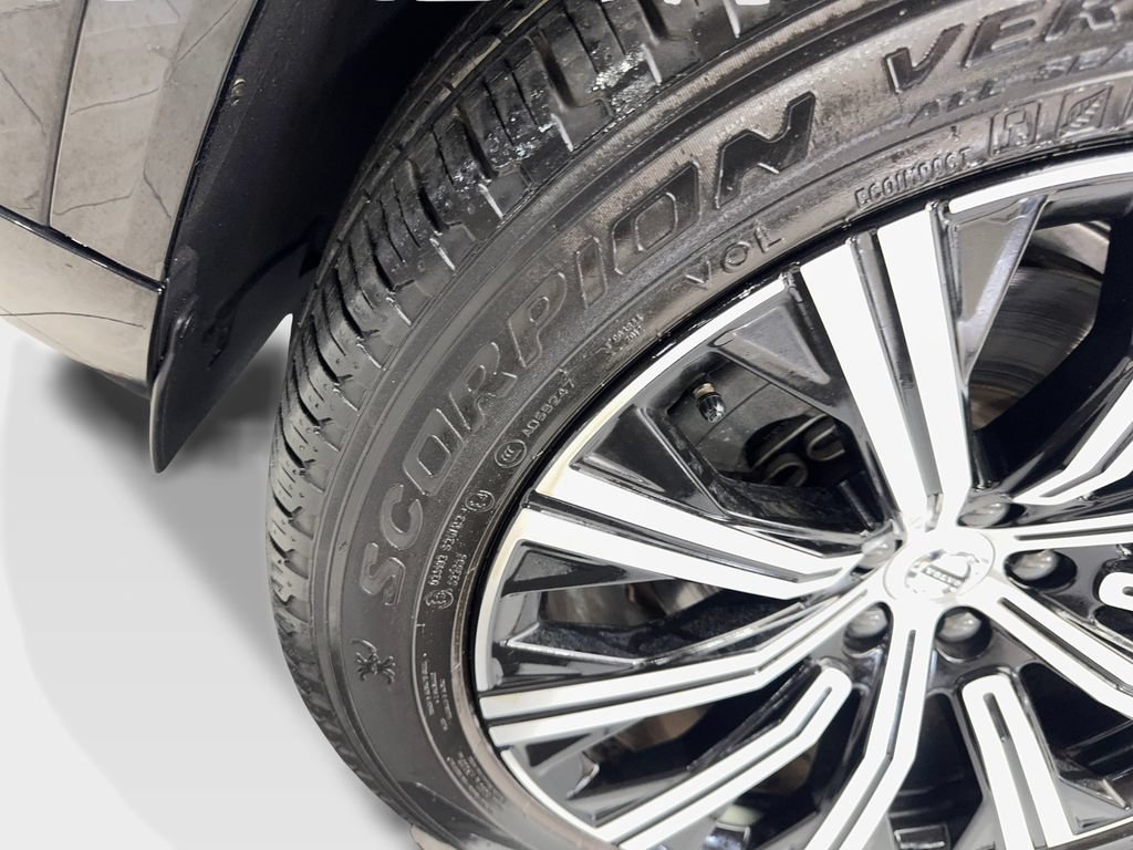 Used 2024 Volvo XC90 B5 Core w/ Protection Package Premier AWD/4WD image 92