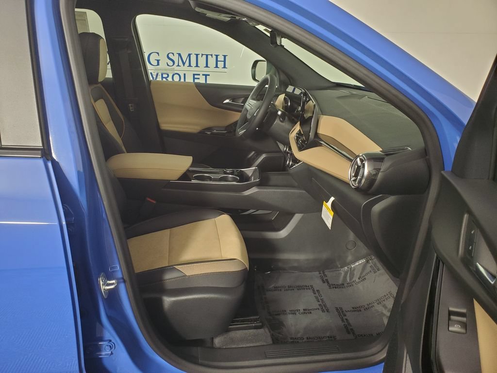 New 2026 Chevrolet Equinox ACTIV w/ Safety and Technology Package AWD/4WD image 17