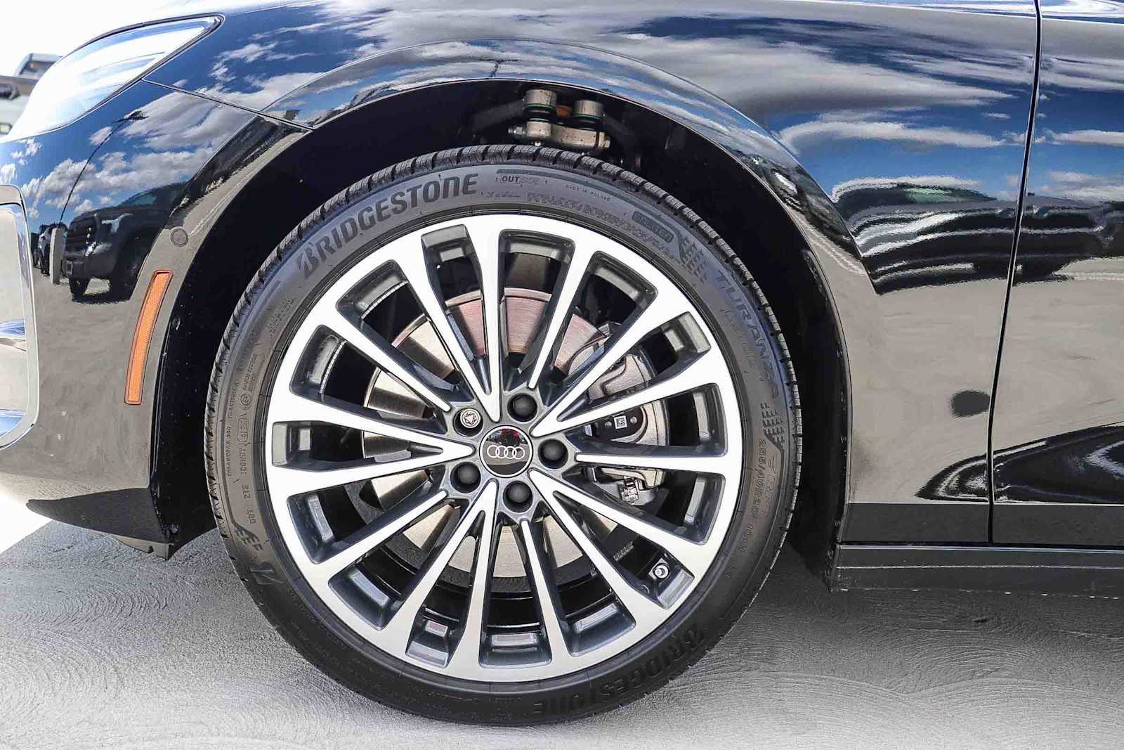 New 2026 Audi A6 Premium image 14