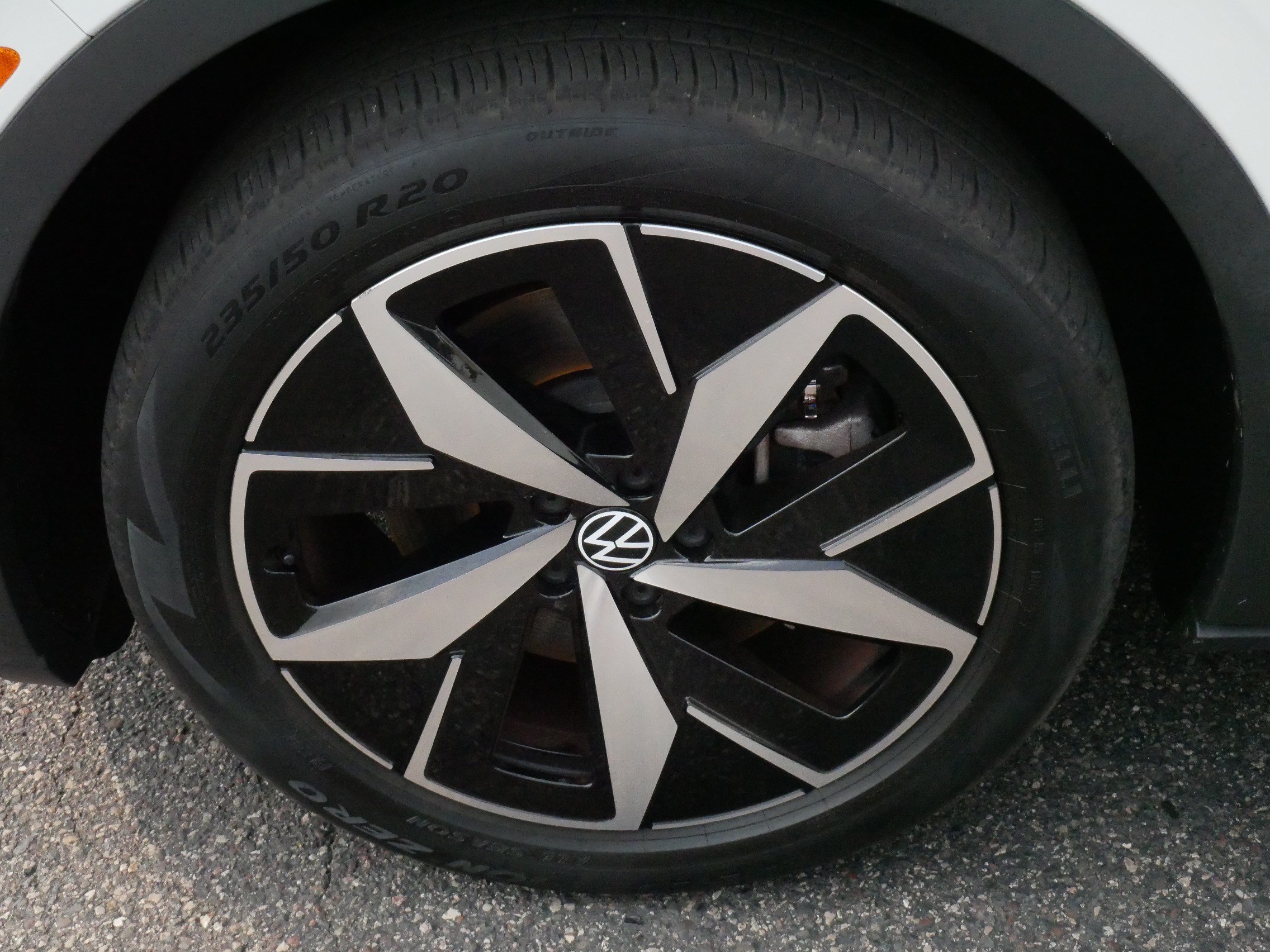 Certified 2023 Volkswagen ID.4 Pro S AWD/4WD image 15