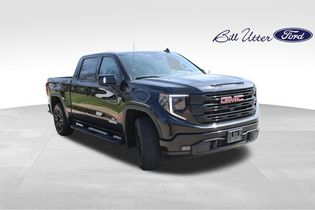 Used 2023 GMC Sierra 1500 Elevation w/ Elevation Premium Package image 3