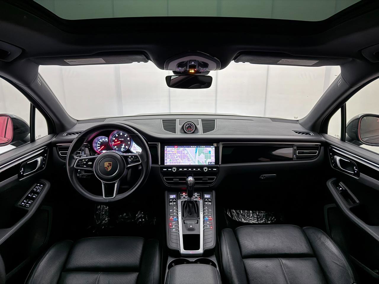Used 2021 Porsche Macan S AWD/4WD image 27