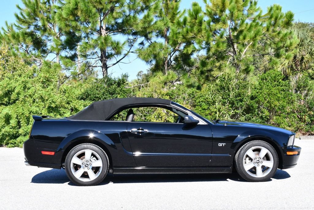 Used 2007 Ford Mustang GT RWD image 46