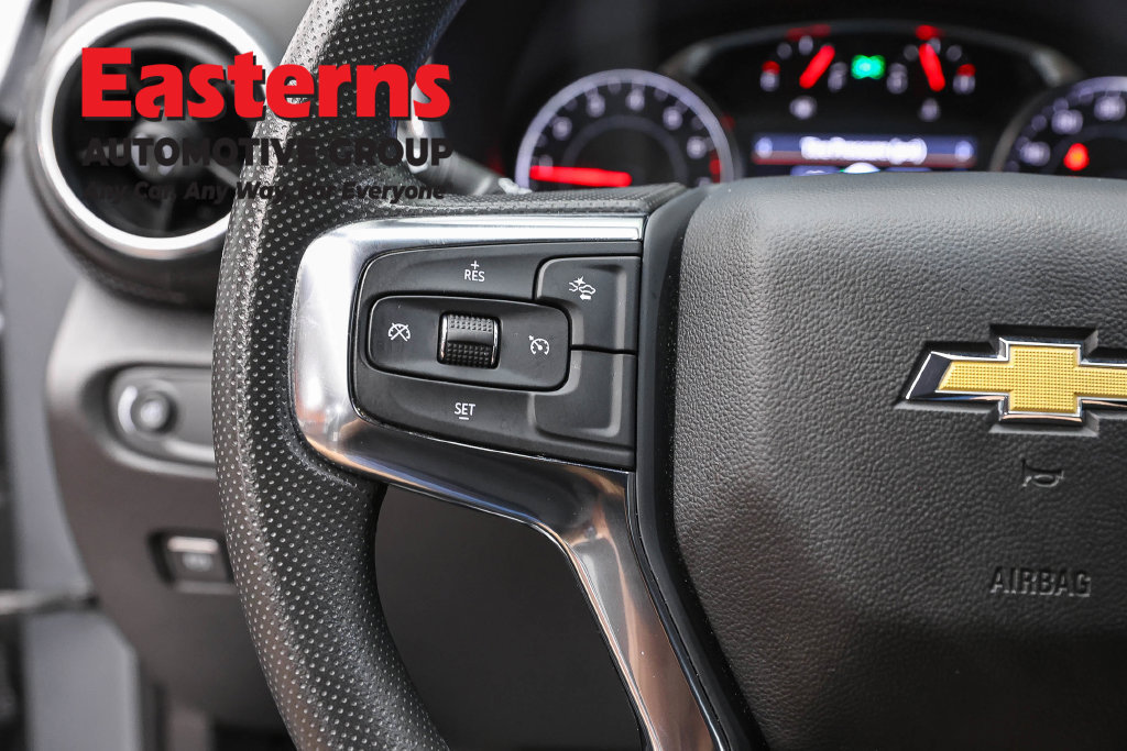 Used 2025 Chevrolet Blazer LT FWD image 16