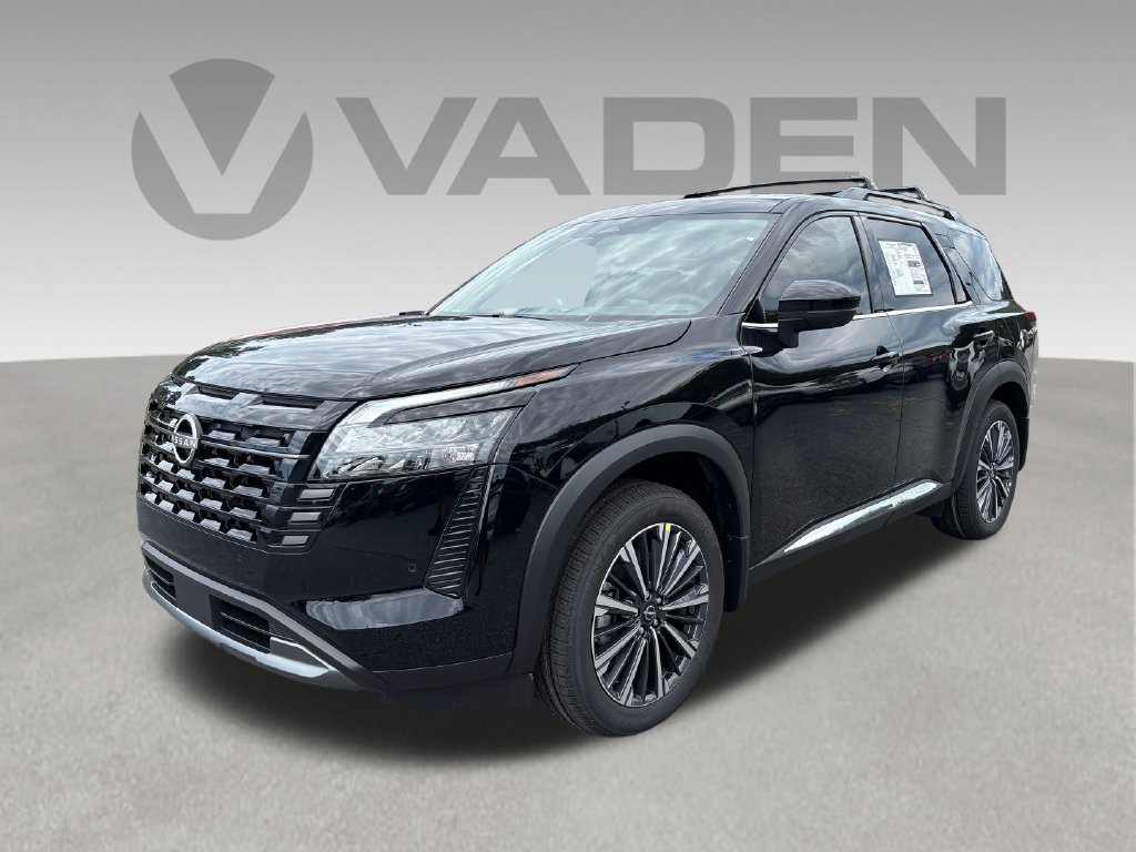 New 2026 Nissan Pathfinder Platinum FWD image 1