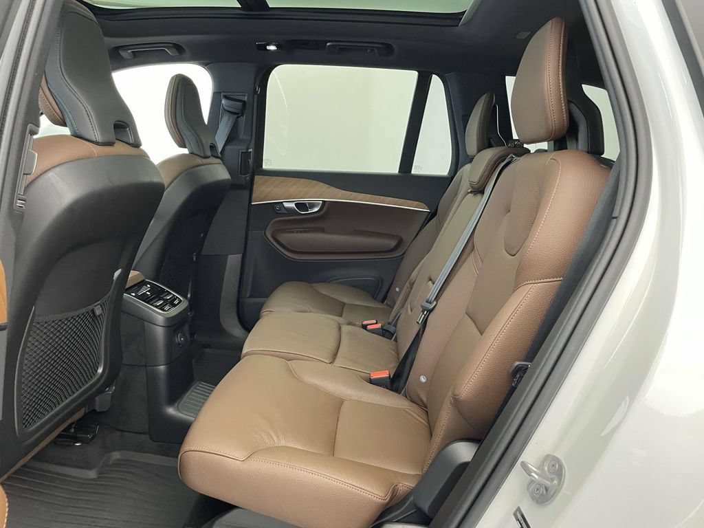 Used 2024 Volvo XC90 T8 Plus w/ Protection Package AWD/4WD image 15