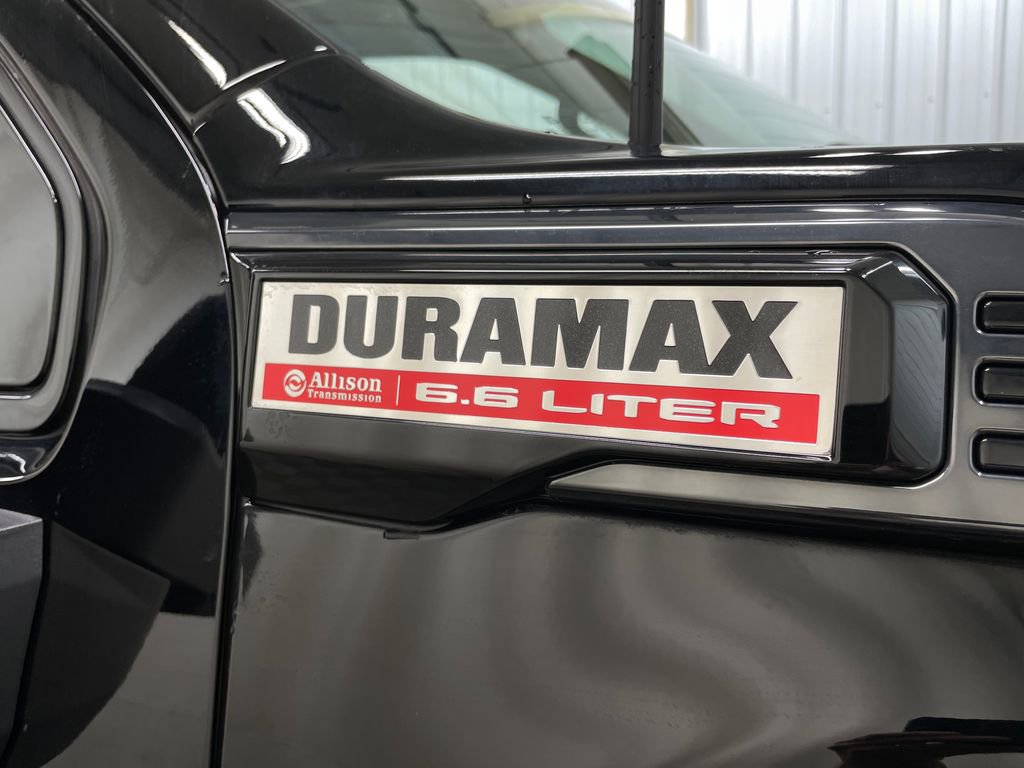 Used 2025 GMC Sierra 2500 AT4 image 51