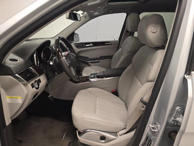 Used 2013 Mercedes-Benz GL 320 BlueTEC 4MATIC image 8