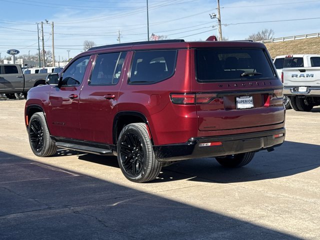 Used 2023 Jeep Wagoneer Series II image 13