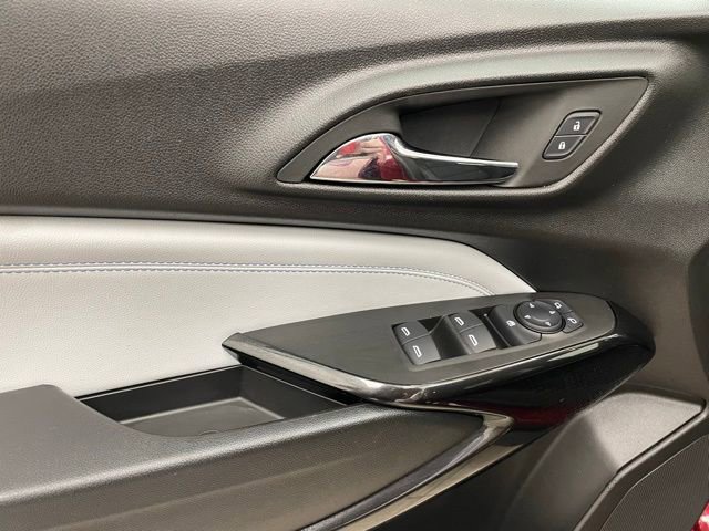 Used 2024 Chevrolet Trax LT w/ Driver Confidence Package image 8