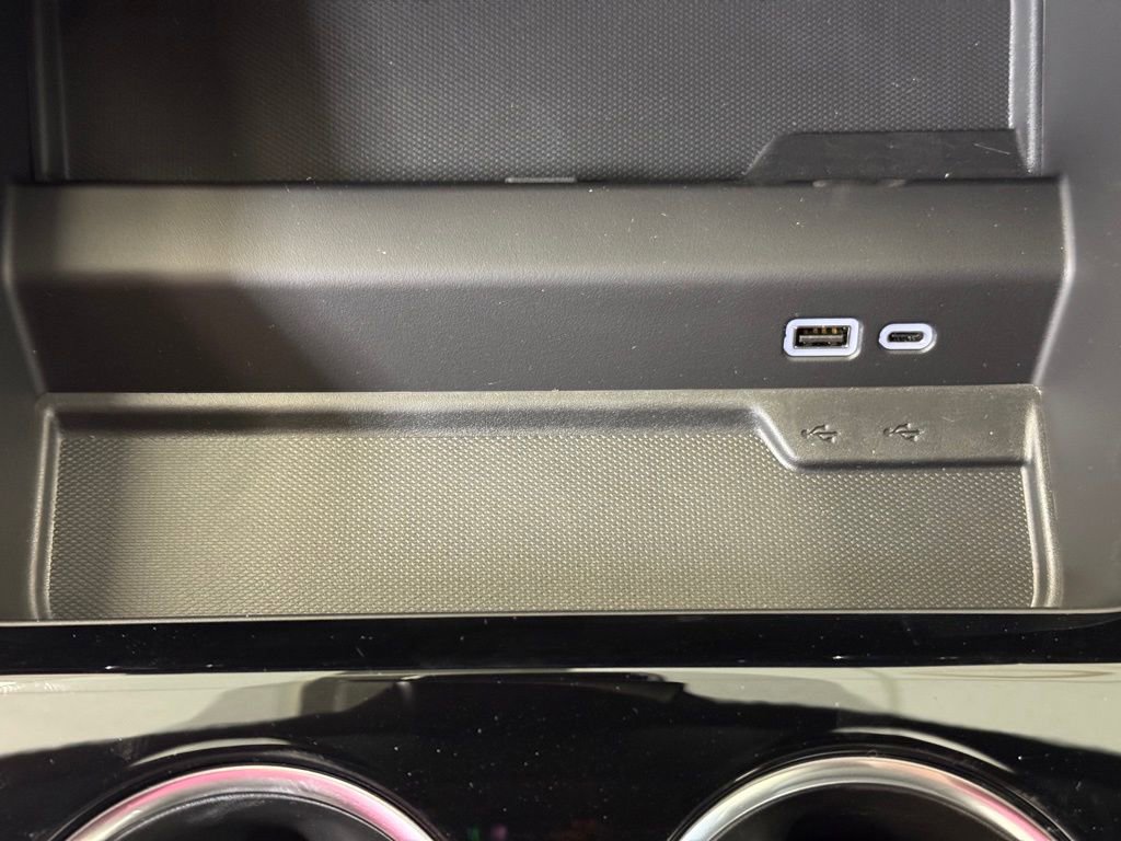 New 2026 Chevrolet Suburban LS image 34