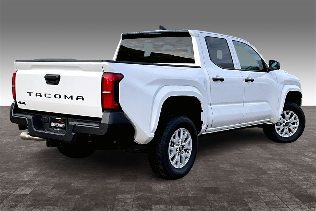 Used 2025 Toyota Tacoma SR image 14