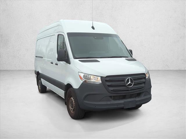 Used 2024 Mercedes-Benz Sprinter 2500 image 2