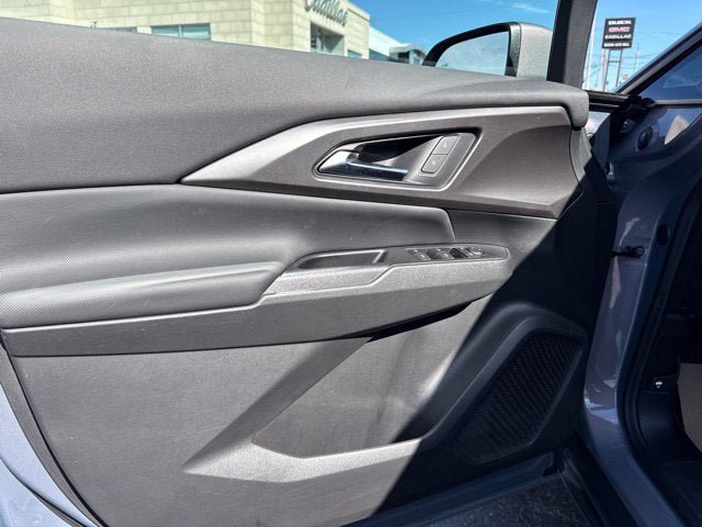 Used 2025 Chevrolet Equinox EV LT FWD image 8