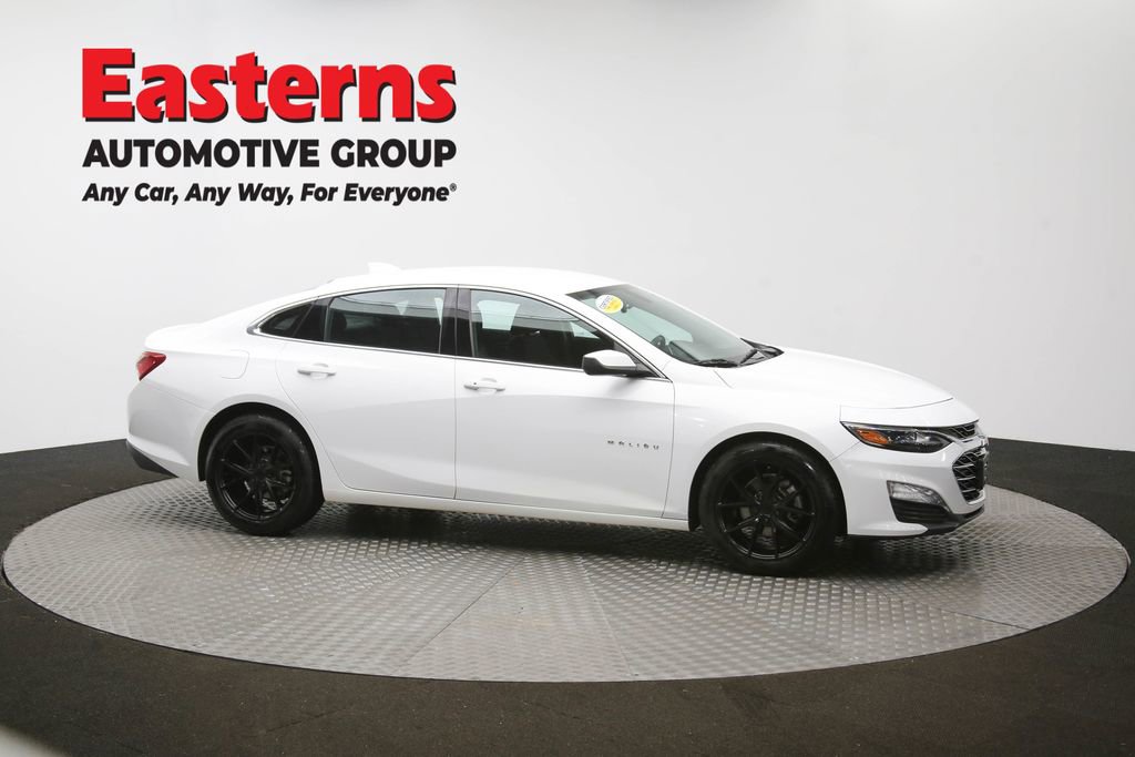 Used 2020 Chevrolet Malibu LT image 46
