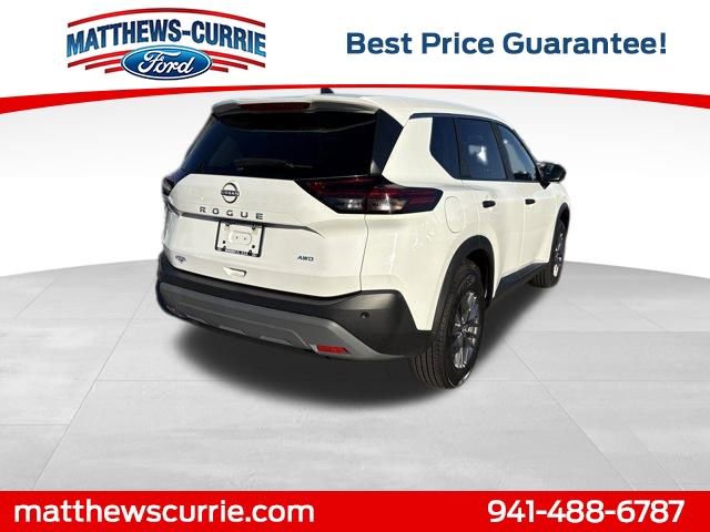 Used 2023 Nissan Rogue S image 4