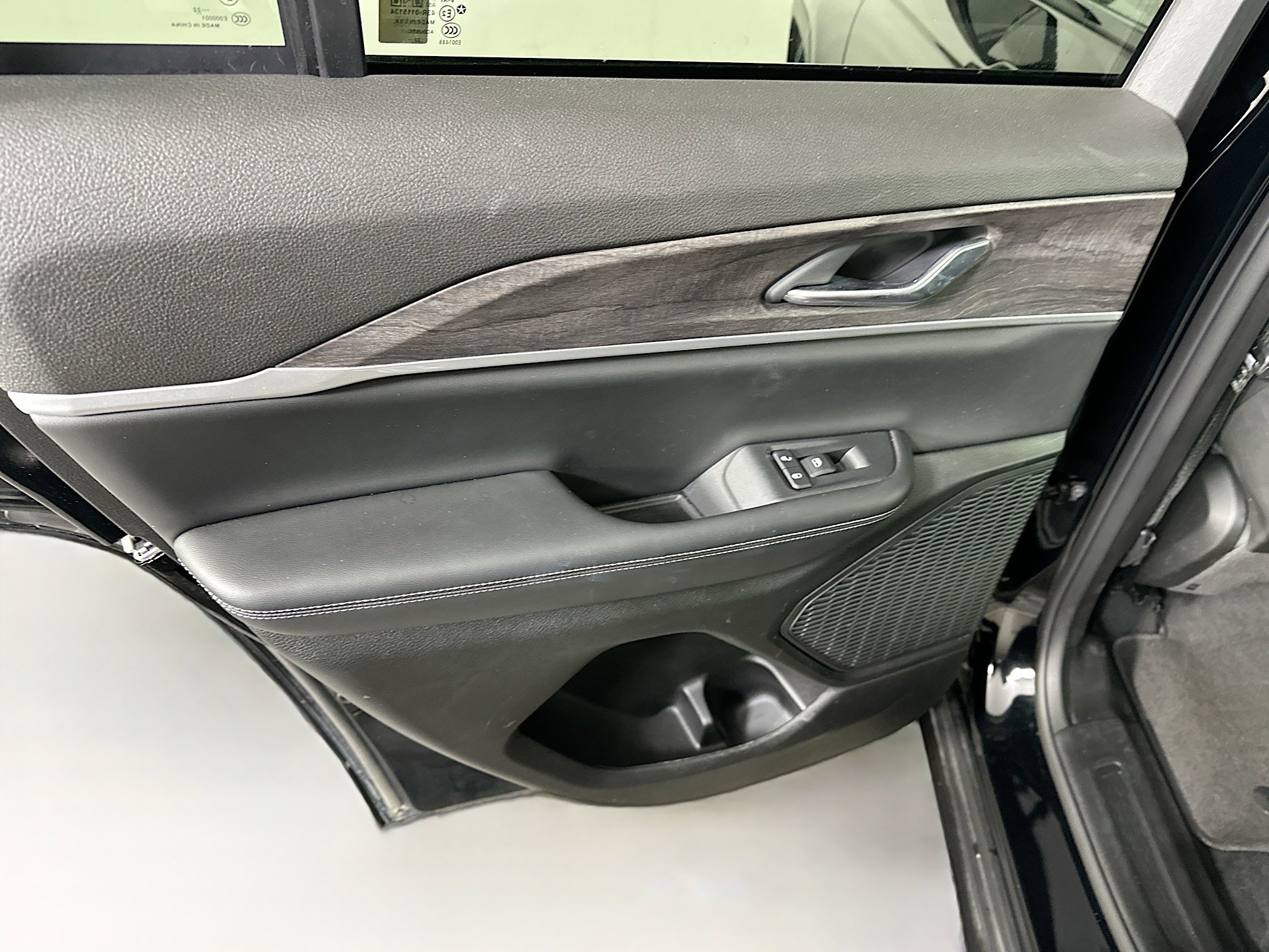 Used 2023 Jeep Grand Cherokee Limited image 26