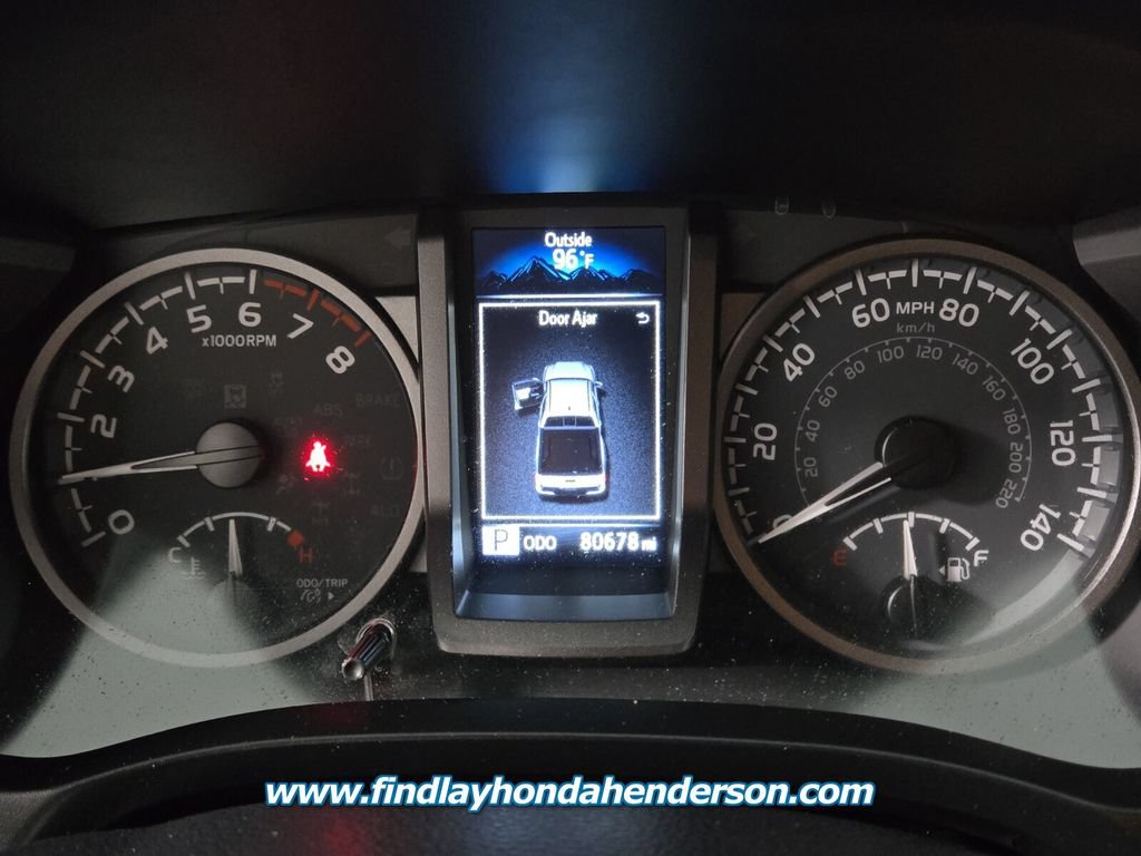 Used 2023 Toyota Tacoma TRD Off-Road w/ Advanced Technology Package AWD/4WD image 32