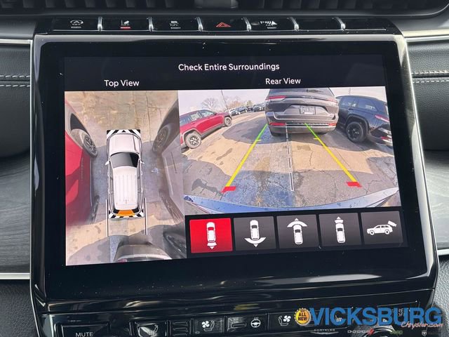 New 2025 Jeep Grand Cherokee Limited image 23