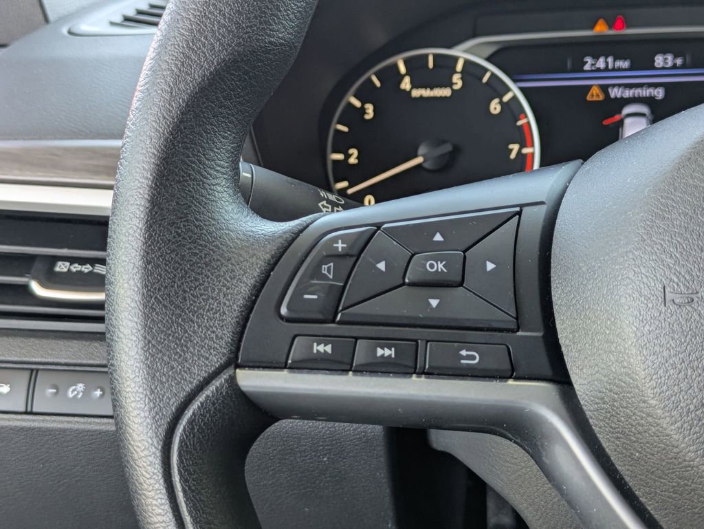 Used 2025 Nissan Altima 2.5 SV image 19