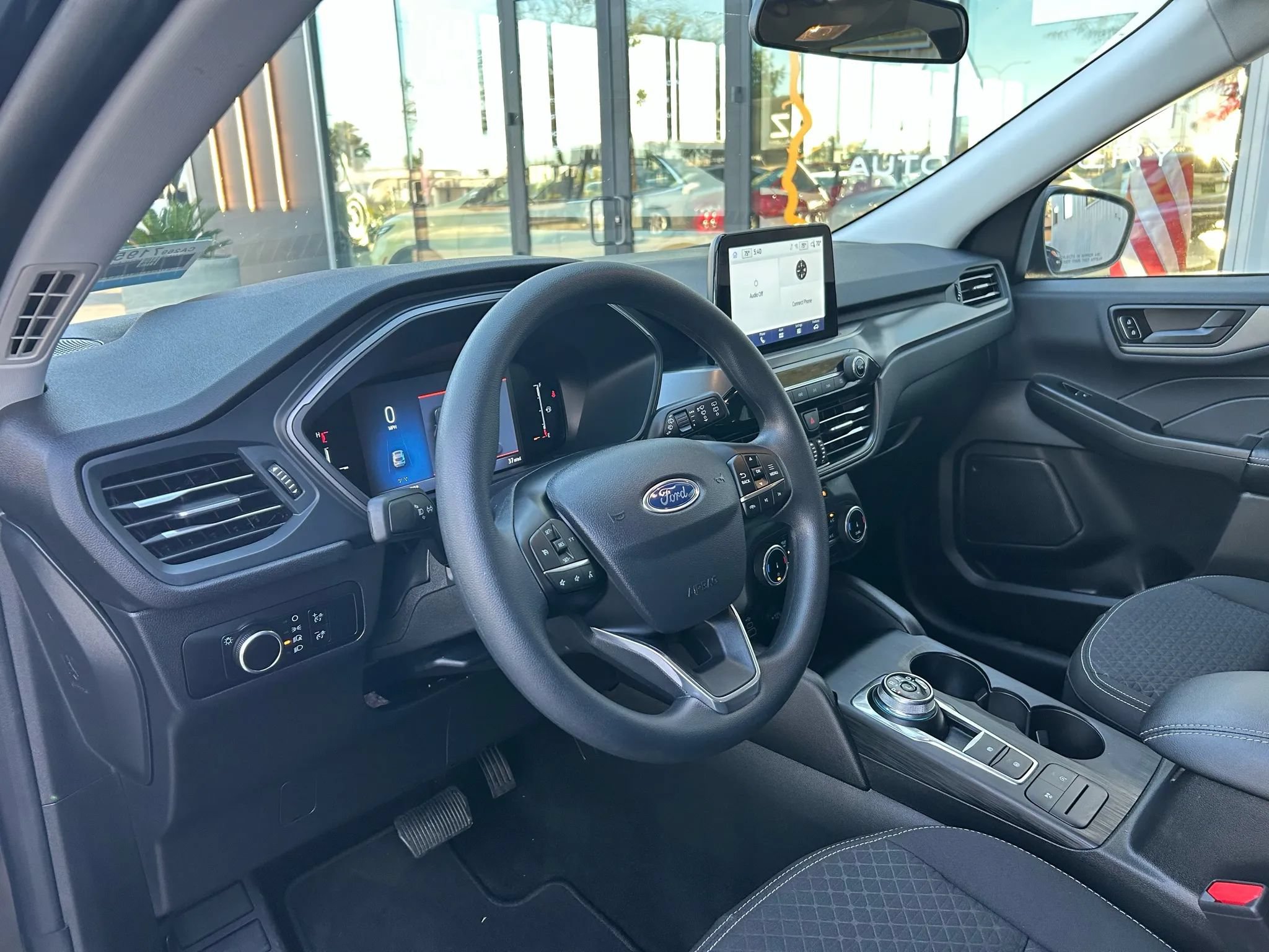 Used 2025 Ford Escape Active AWD/4WD image 14