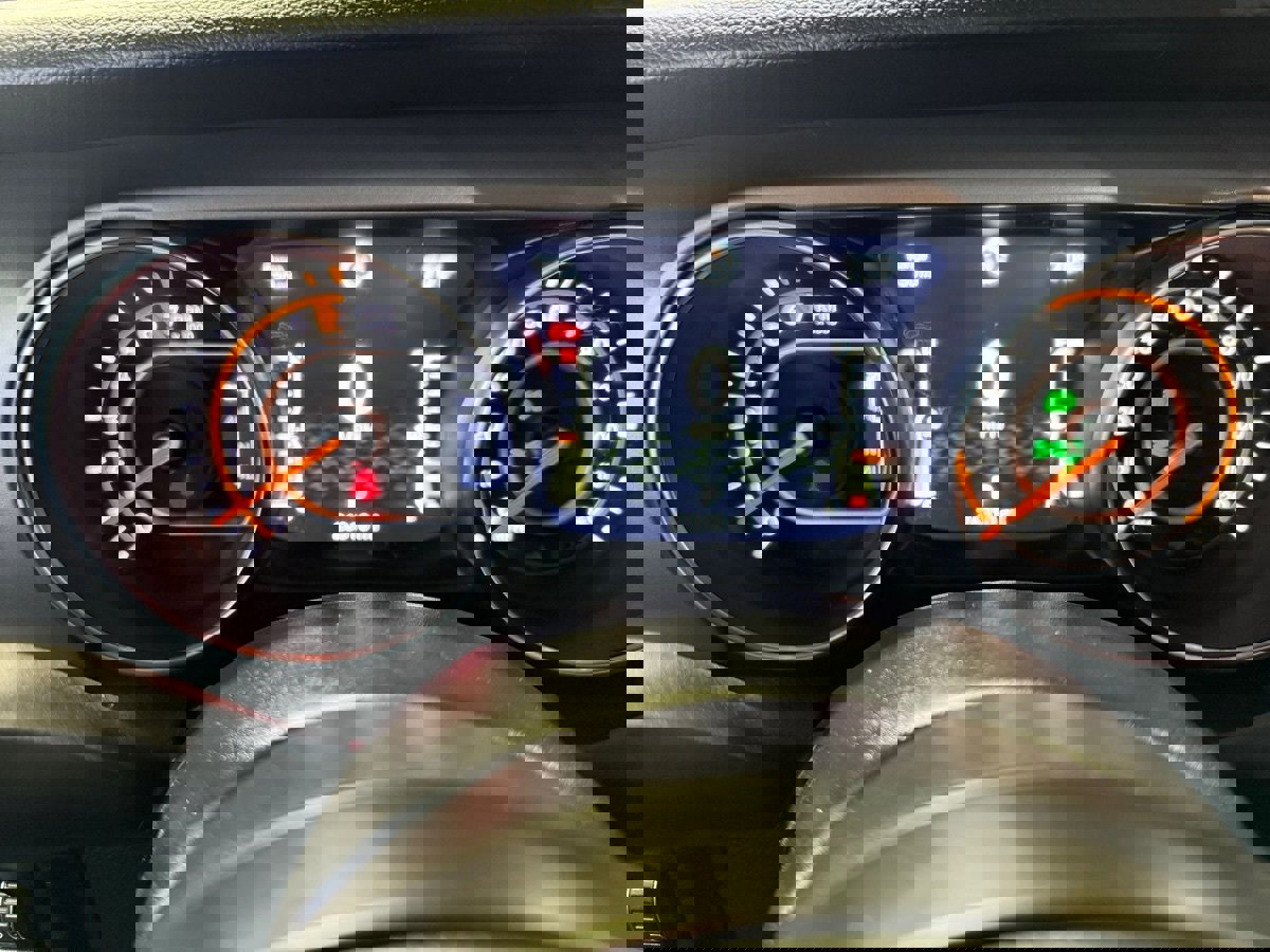 Used 2023 Jeep Gladiator Willys image 22