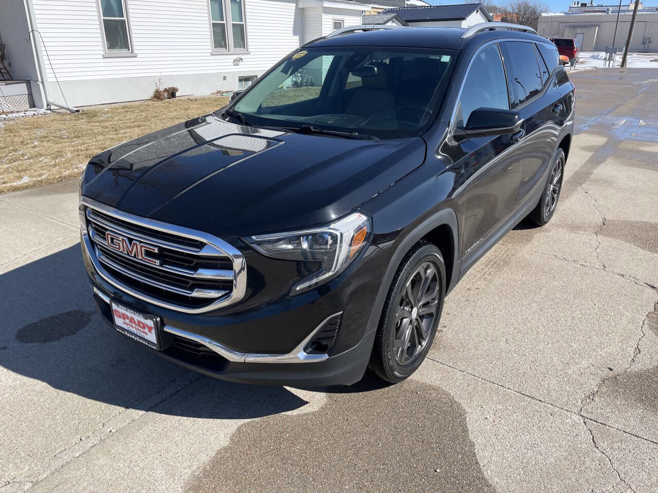 Used 2020 GMC Terrain SLT w/ Preferred Package image 2