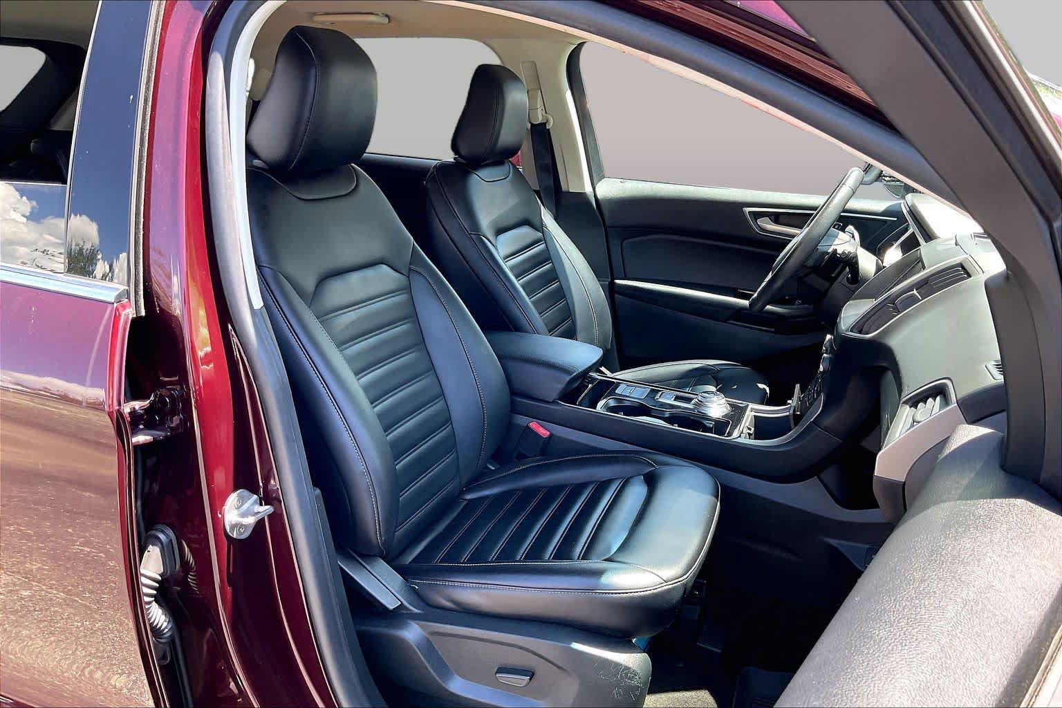 Used 2020 Ford Edge SEL w/ Convenience Package AWD/4WD image 15