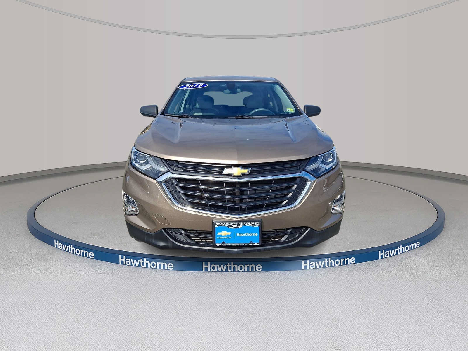 Used 2019 Chevrolet Equinox LS AWD/4WD image 2